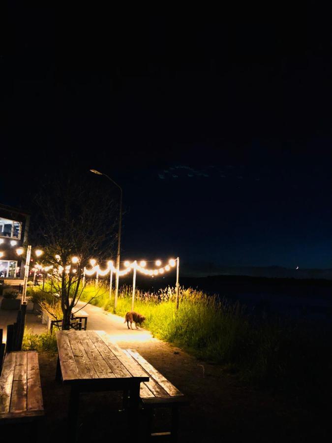 Bed And Breakfast De Biesbosch - In 'T Riet Drimmelen Exterior photo