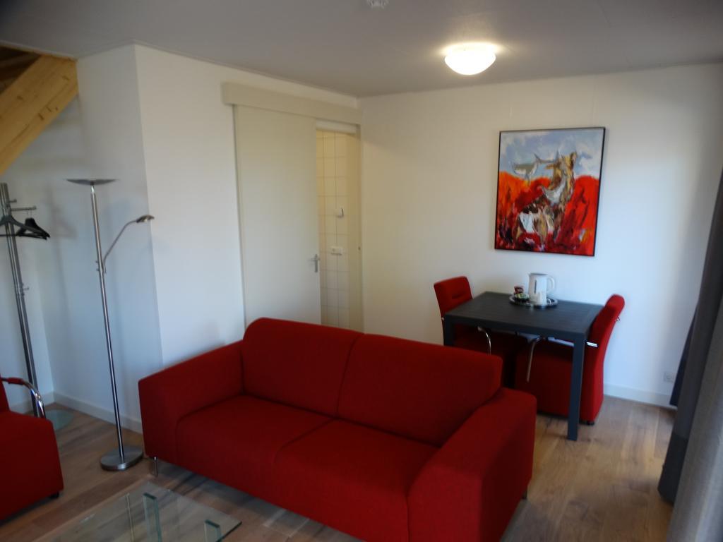 Bed And Breakfast De Biesbosch - In 'T Riet Drimmelen Exterior photo